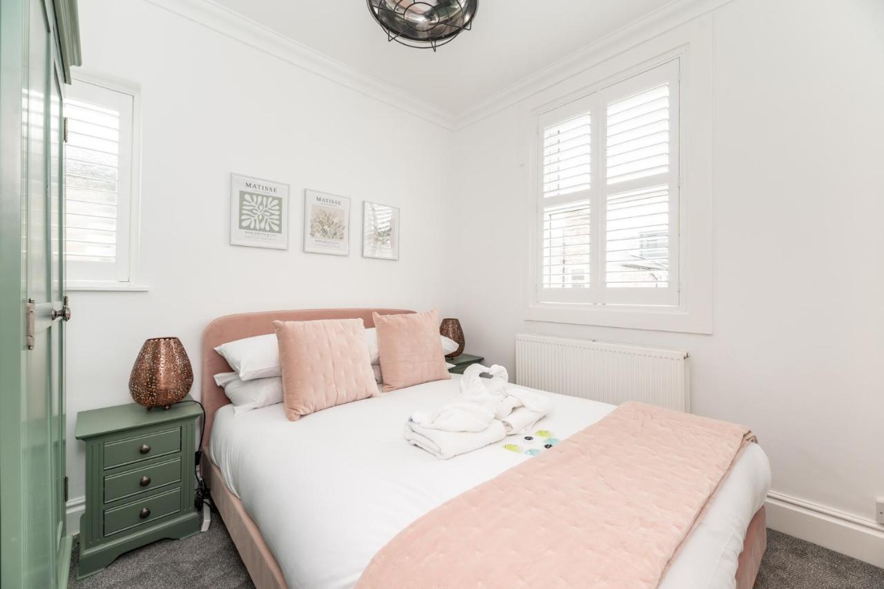 Stunning And Modern 5 Bed House I Pass The Keys Villa York Eksteriør billede