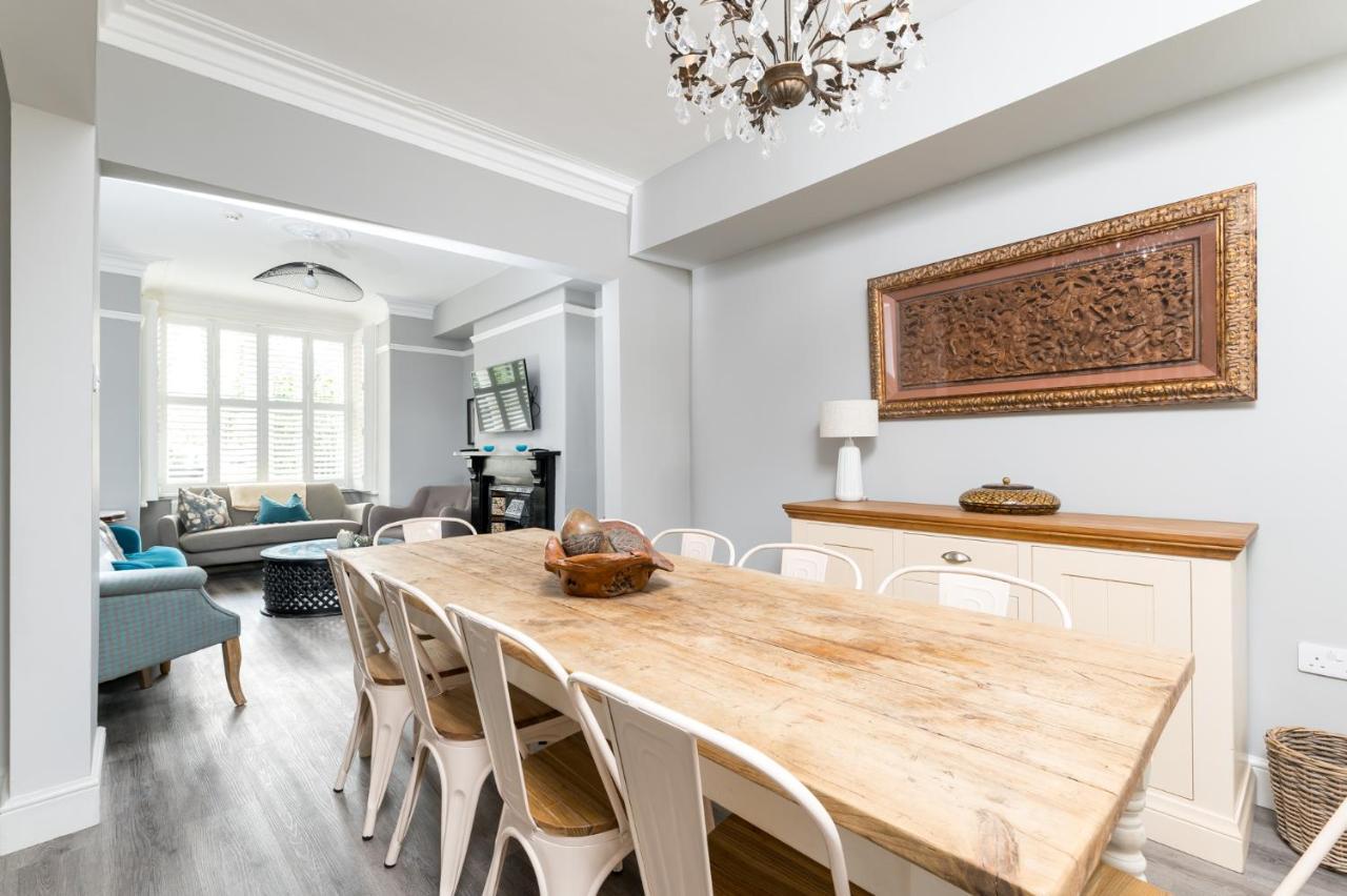 Stunning And Modern 5 Bed House I Pass The Keys Villa York Eksteriør billede